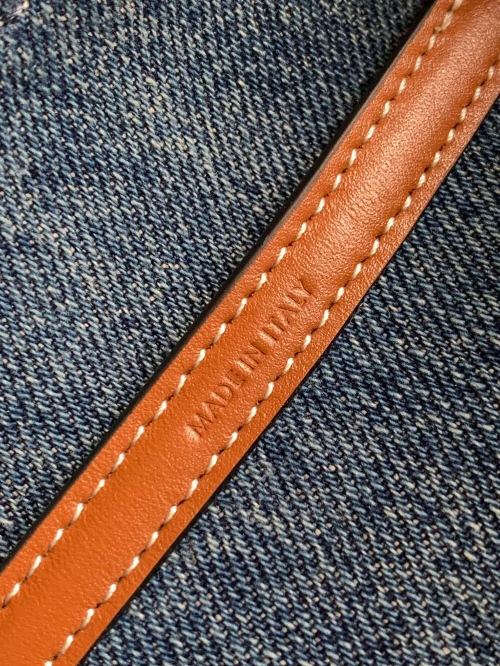 CELINE Cuir Triomphe Small Boston Bag